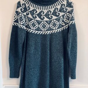 Elegant Grey Patterned Turtleneck Sweater Dress